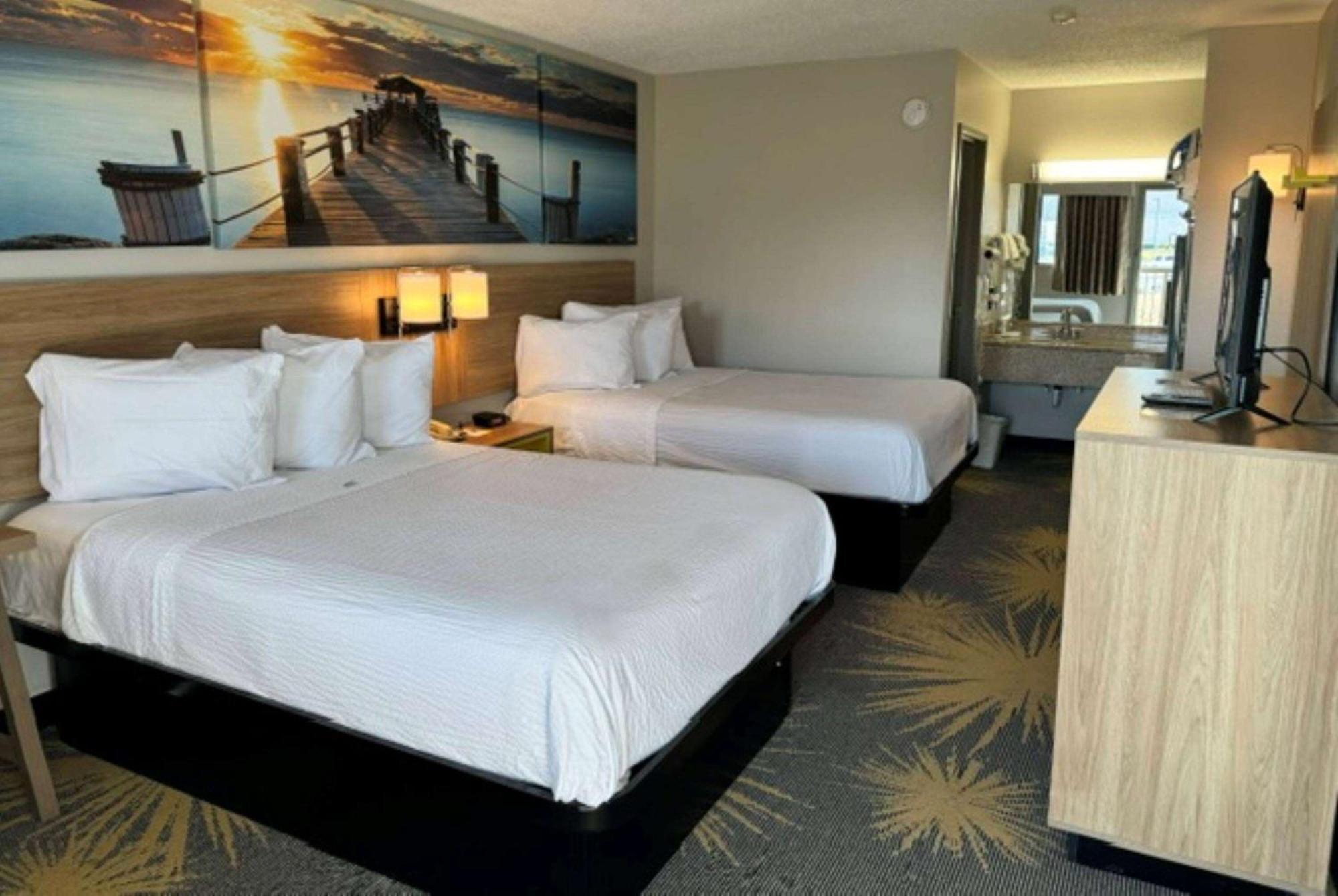 Days Inn By Wyndham Cloverdale Greencastle Экстерьер фото